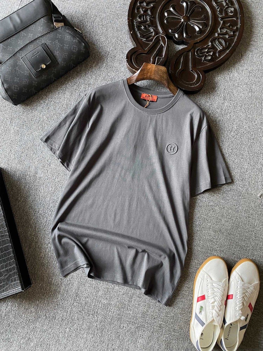 【ワンフォーワン】エルメス「Hermès」Hエンブロイダリー クルーネック Tシャツ【在庫僅少】