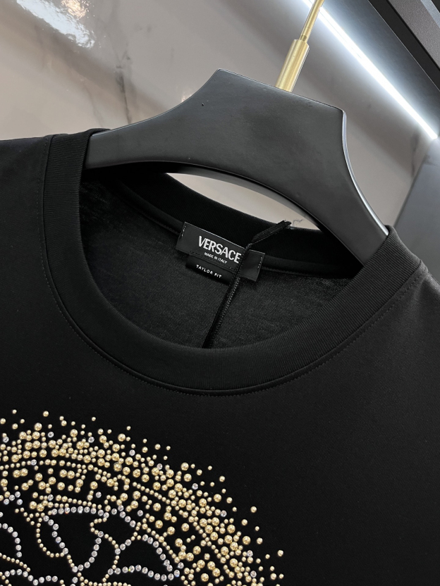 ヴェルサーチ「Versace」2025SS GWコレクション プレミアムTシャツ