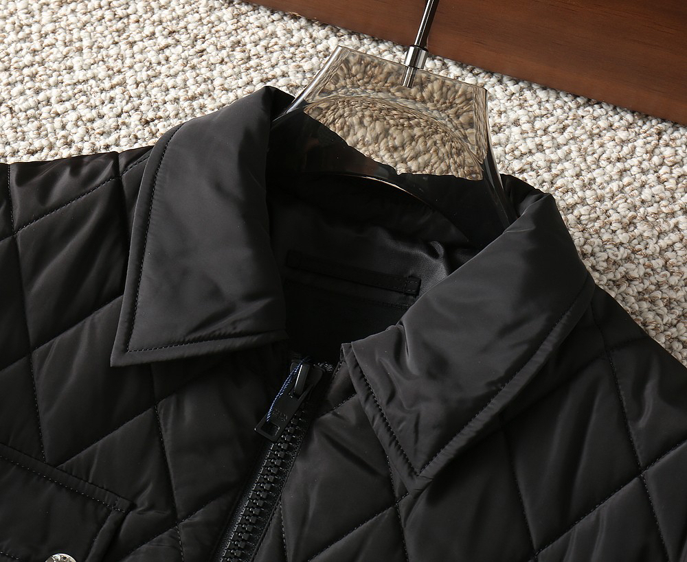 プラダ「Prada」秋の綿入りジャケット