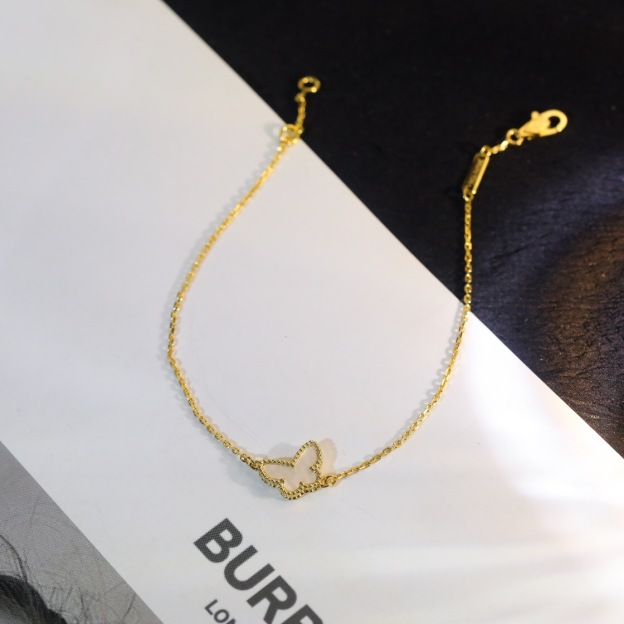 ヴァン クリーフ＆アーペル「Van Cleef & Arpels」 Butterfly マザーオブパール 18Kホワイトゴールド ブレスレット17cm