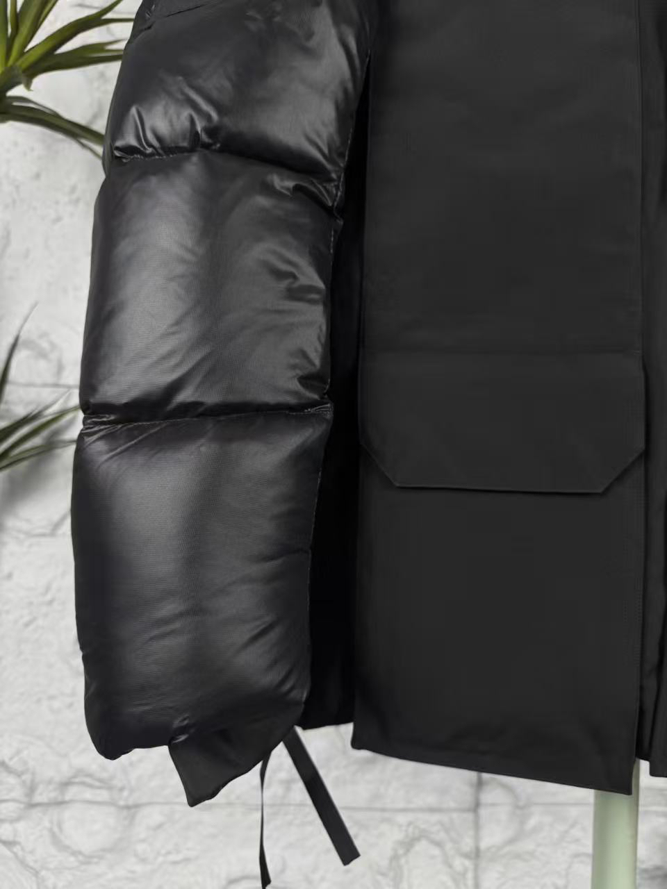 カナダグース「Canada Goose」秋冬フード付きダウンジャケット