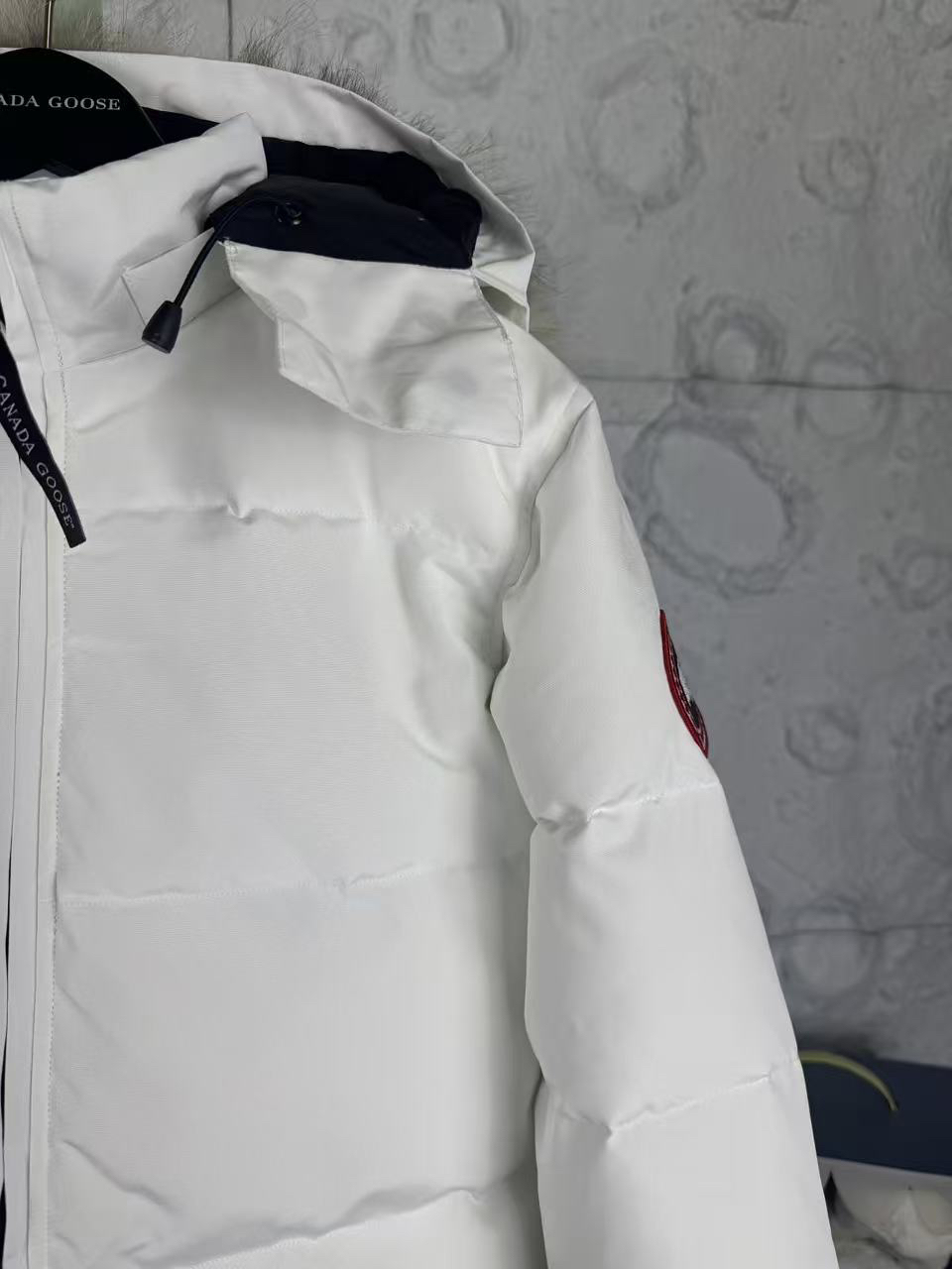 カナダグース「Canada Goose」秋冬フード付きダウンコート