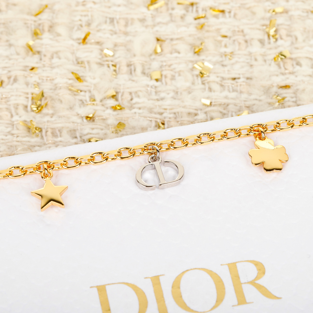 ディオール「Dior」 25 Cruise Collection CDイニシャルチャームブレスレット
