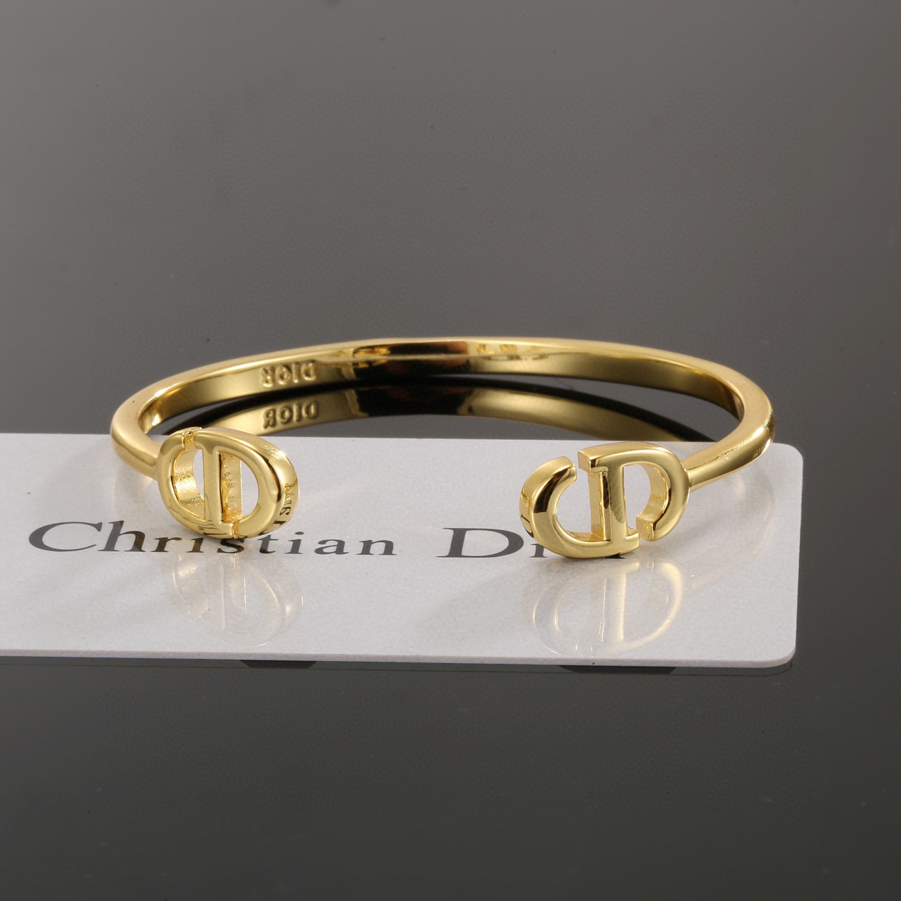 ディオール「Dior」  オープンブレスレット 2025クルーズコレクション