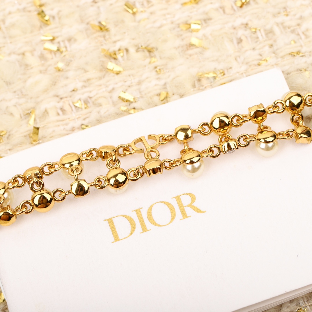 ディオール「Dior」ダブルレイヤービーズブレスレット