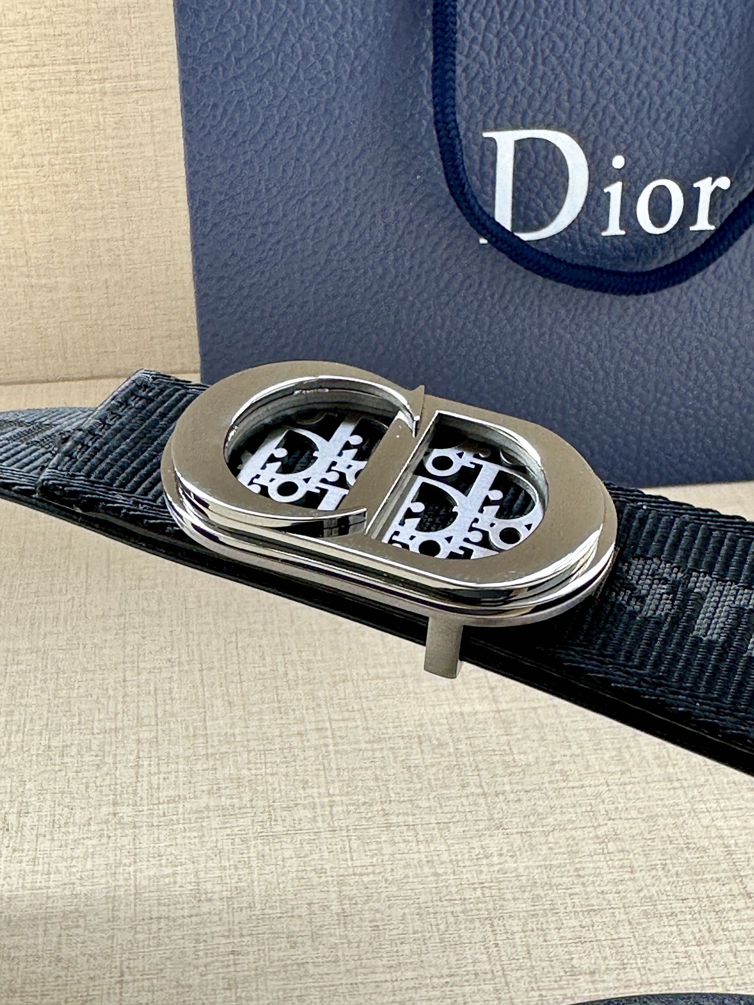 ディオール「Dior」リバーシブルベルト CDモノグラム100CM