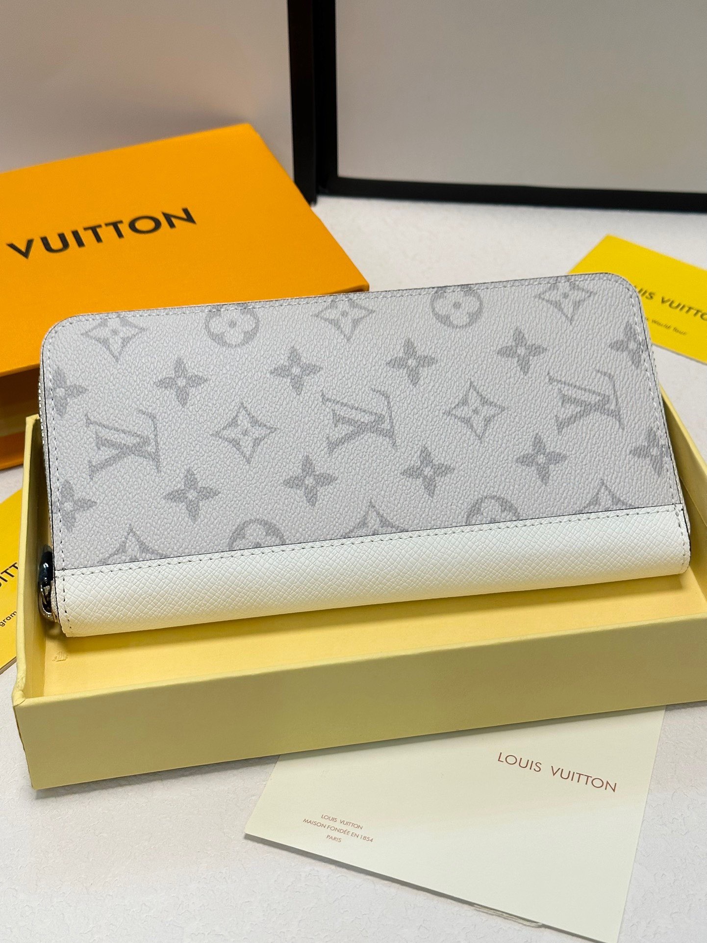 ルイ・ヴィトン「Louis Vuitton」ジッピーウォレット･ホリゾンタル