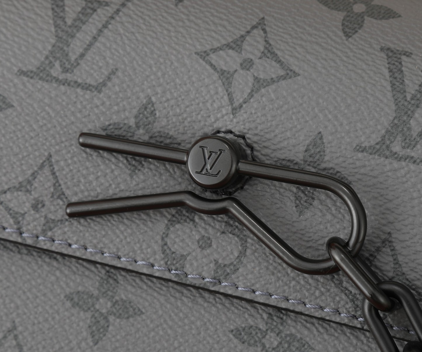 ルイ・ヴィトン「Louis Vuitton」スティーマーウェアラブル ウォレット