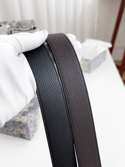 ディオール「Dior」リバーシブル リジーカーフレザーベルト100CM