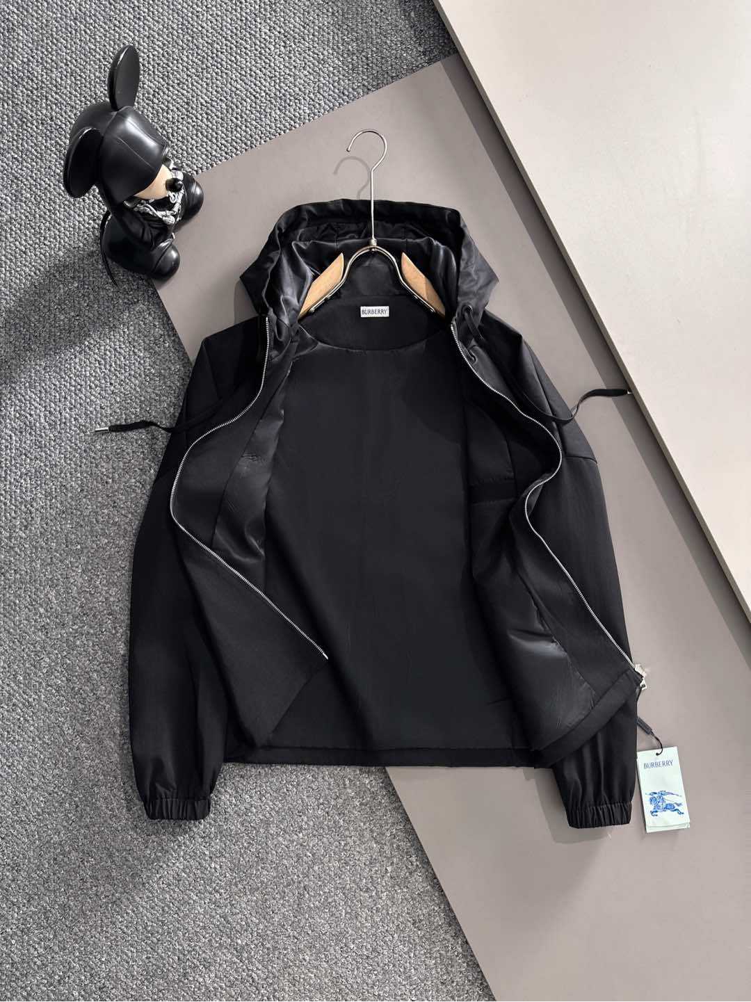 バーバリー「Burberry」秋冬 メンズカジュアルスポーツセット