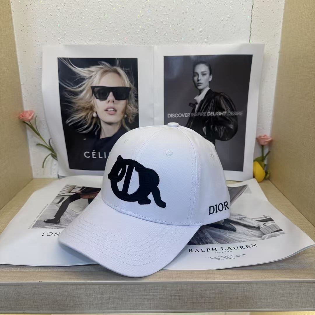 ディオール「Dior」2025 サマーコレクション ベースボールキャップ
