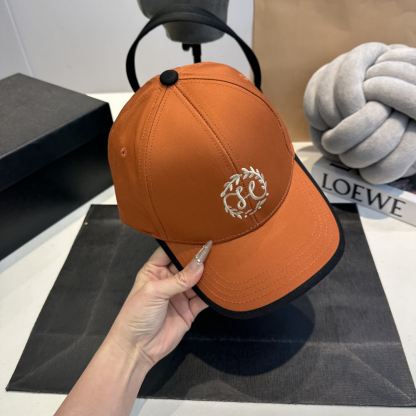 エルメス「Hermès」 Limited Edition エンブロイダリー ベースボールキャップ