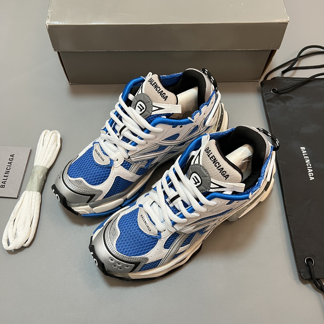 バレンシアガ「Balenciaga」Runner スニーカー