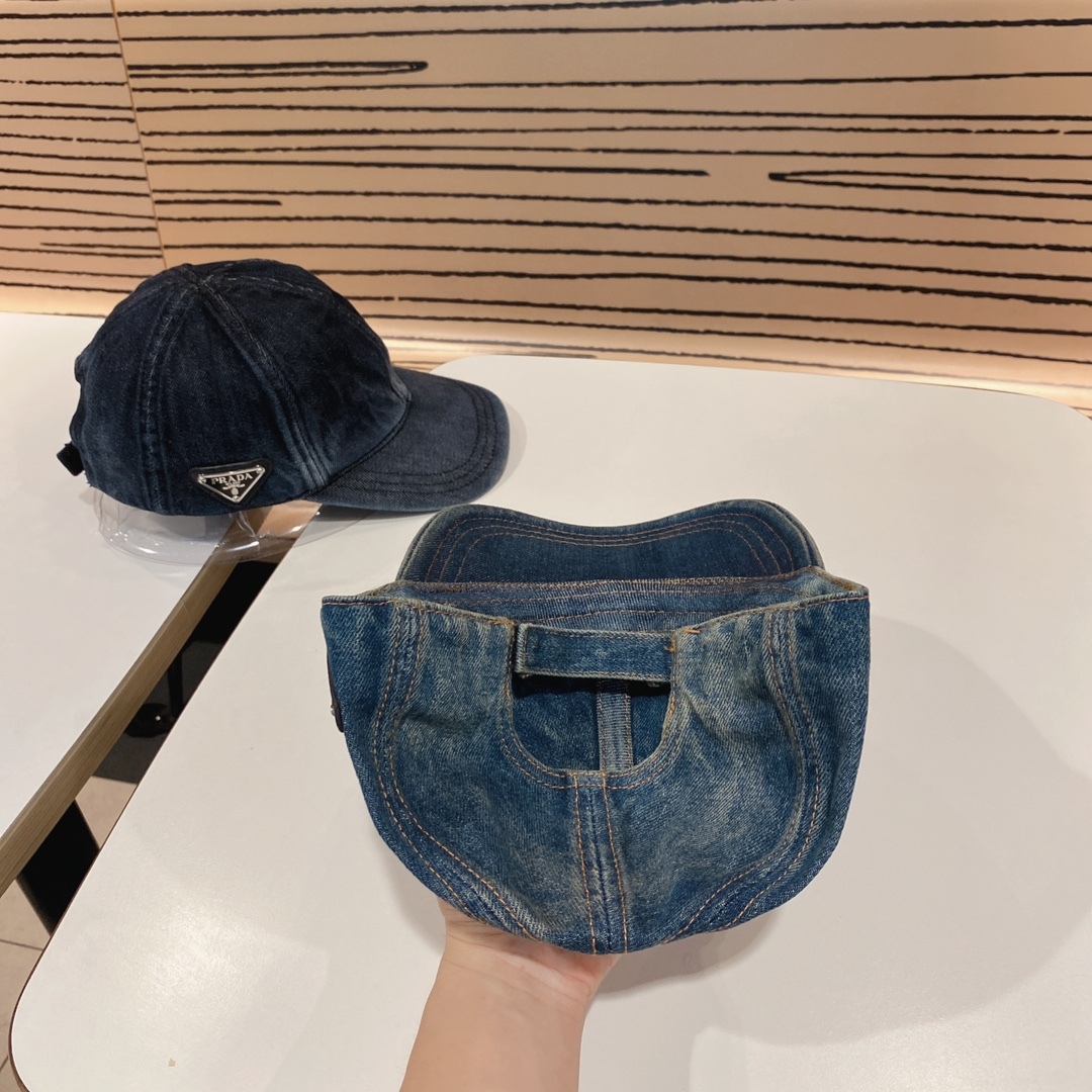 プラダ「Prada」2023 ブリティッシュスタイル ユニセックス ベースボールキャップ