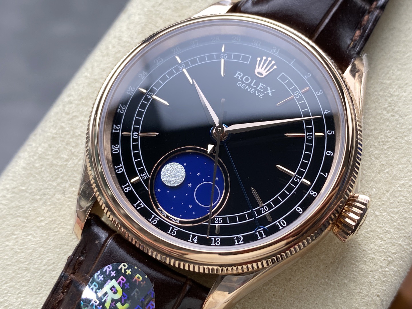ロレックス［Rolex］チェリーニ ムーンフェイズ モデル — 月のリズムを腕に刻むエレガンス