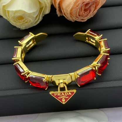 プラダ「Prada」プラダ Eternal Gold 18K ゴールド ブレスレット