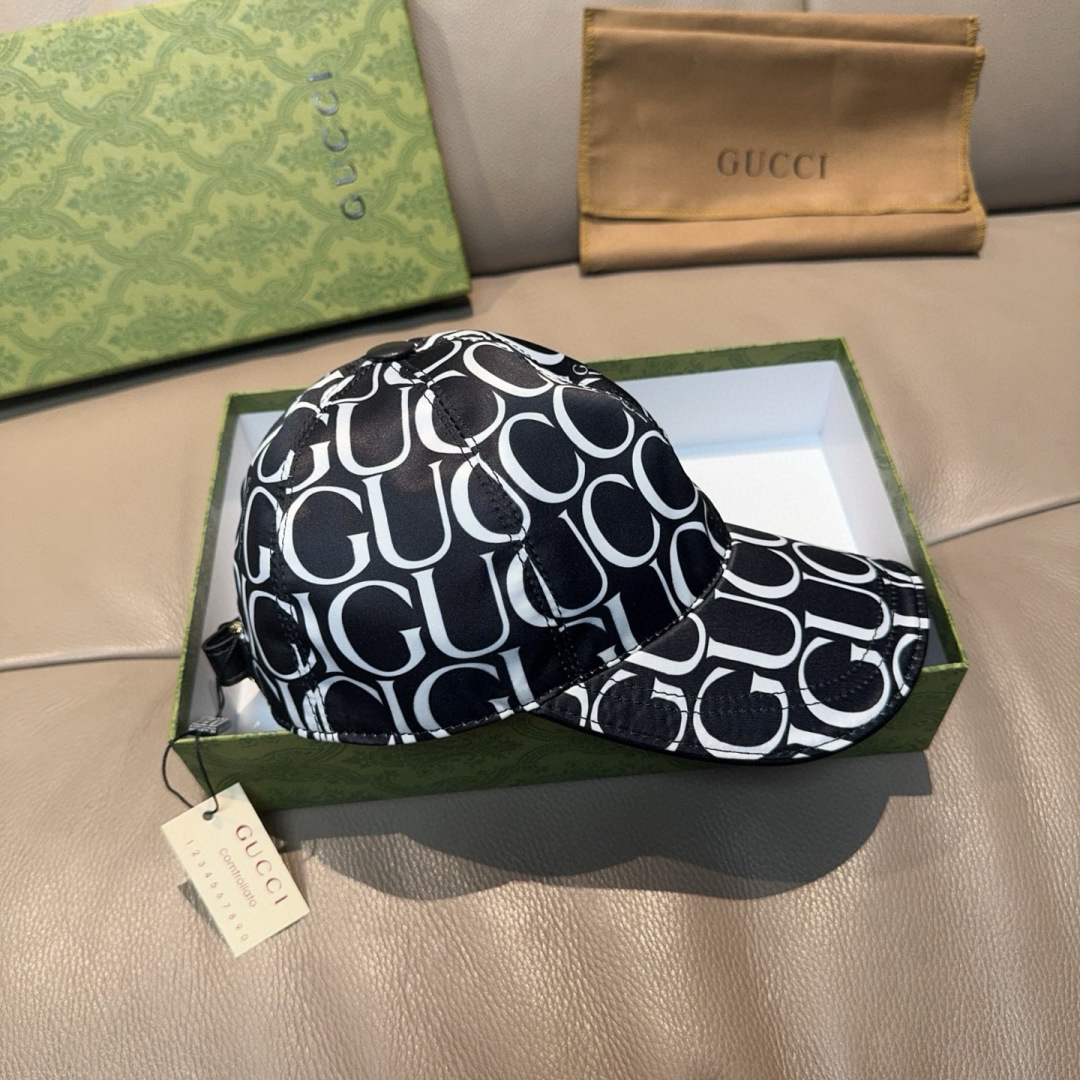 グッチ「Gucci」GG Baseball Cap