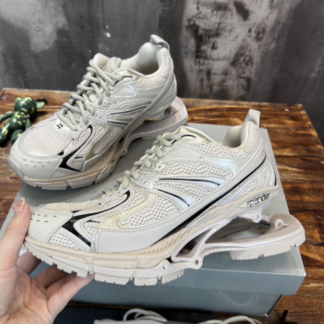 バレンシアガ「Balenciaga」 X-PANDER スニーカー X-PANDER スニーカー