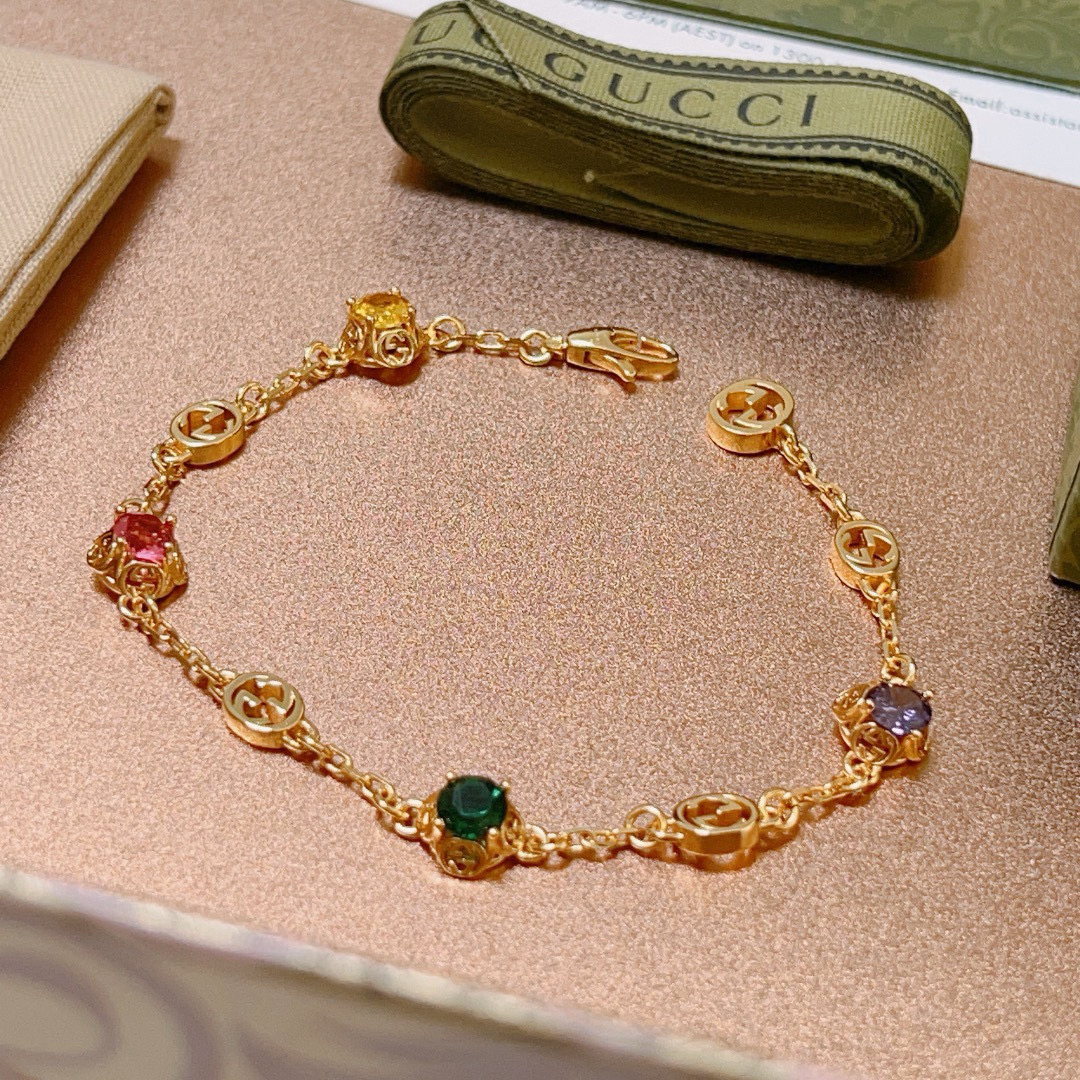 グッチ「Gucci」のリンク・トゥ・ラブシリーズ手鏈