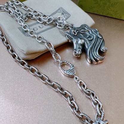 グッチ「Gucci」Anger Forest ダブルG ホースモチーフ ネックレス