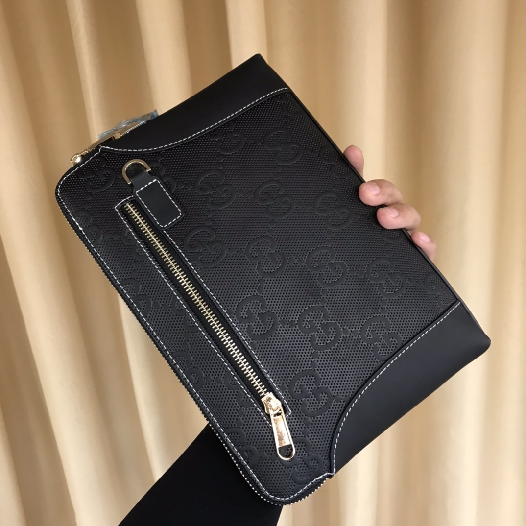 グッチ「Gucci」プレミアム ロック付き レザー ポシェット