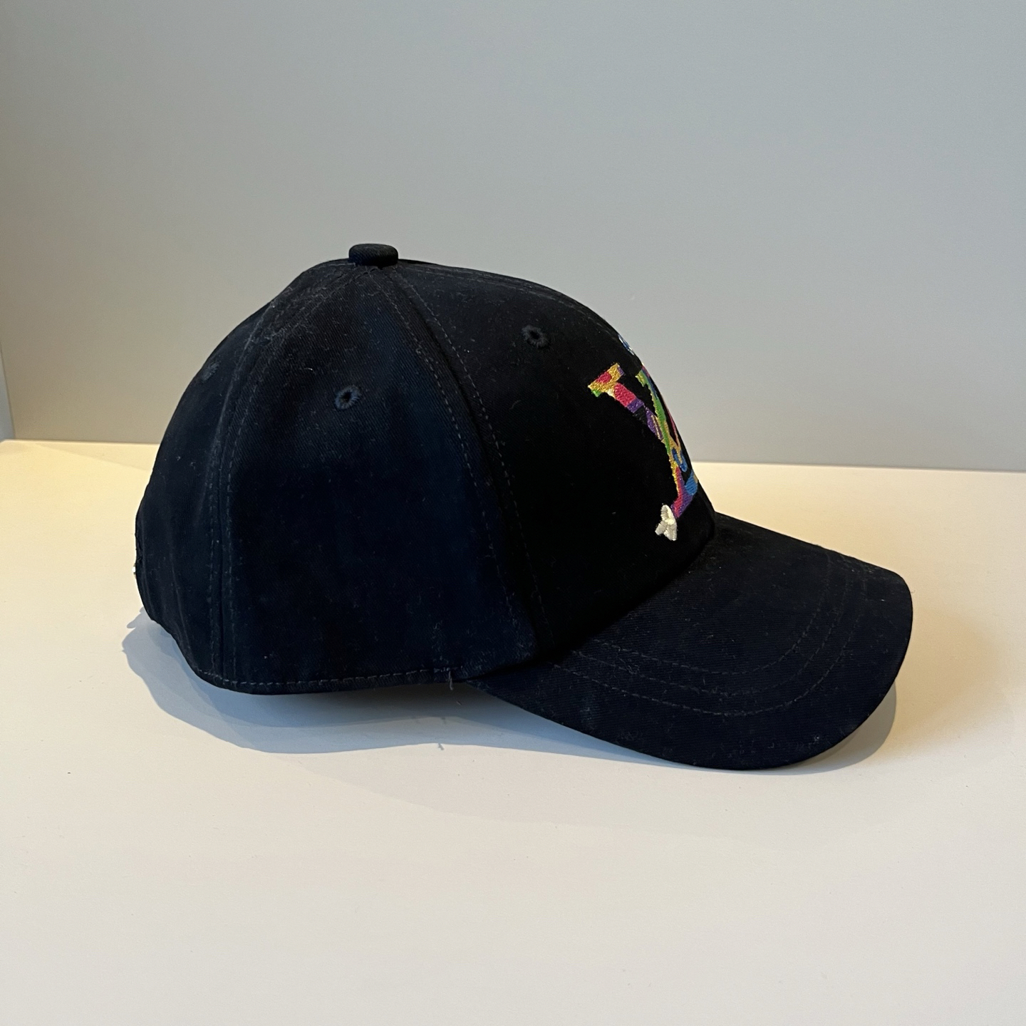 ルイ・ヴィトン「Louis Vuitton」Signature キャップ（メンズ）