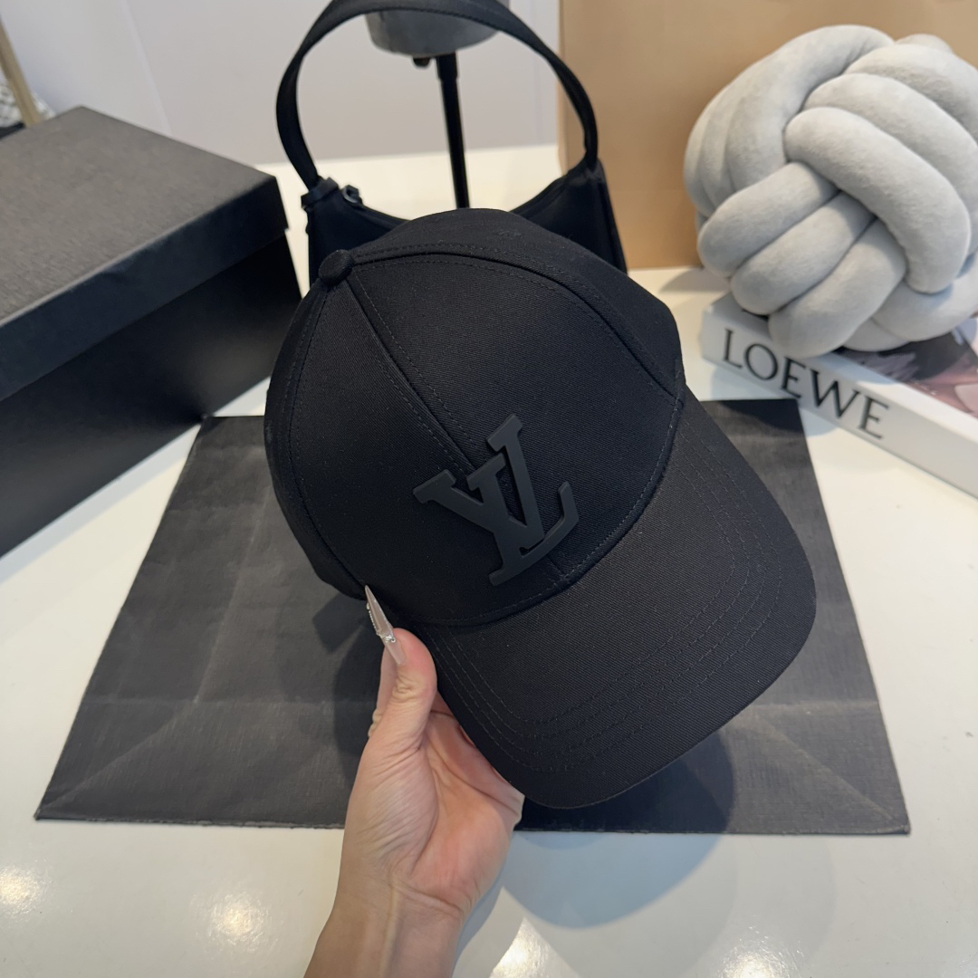 ルイ・ヴィトン「Louis Vuitton」 Signature キャップ（メンズ）‌