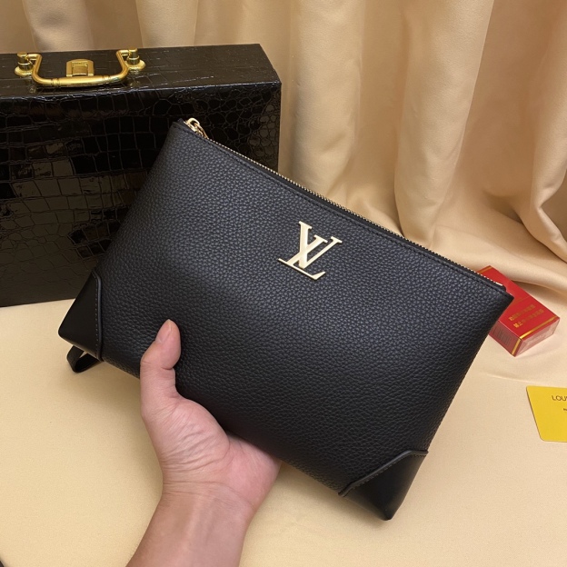 ルイ・ヴィトン「Louis Vuitton」ブラック レザー フラット ポシェット