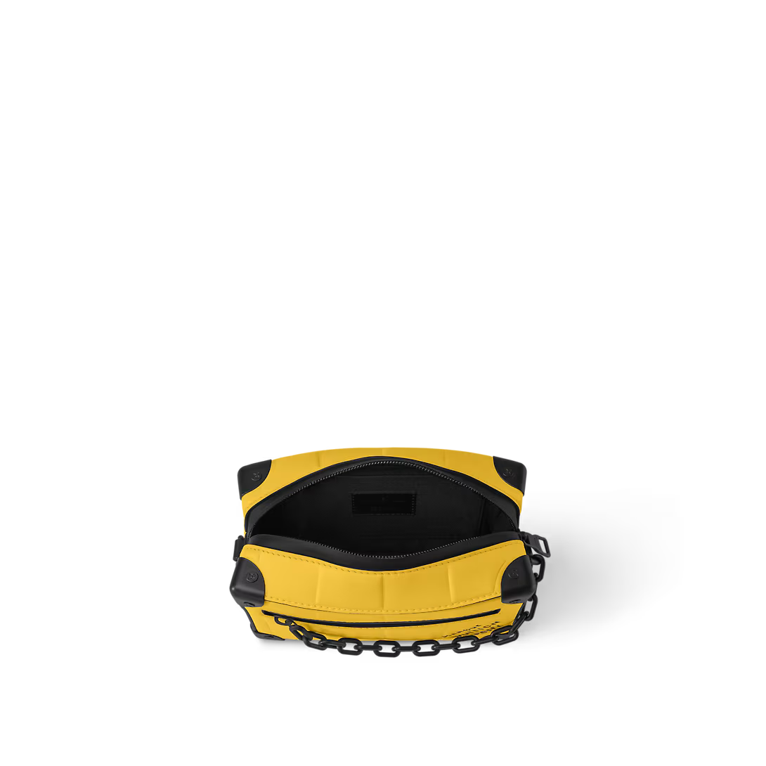 LOUIS VUITTON（ルイヴィトン）ミニソフトトランク