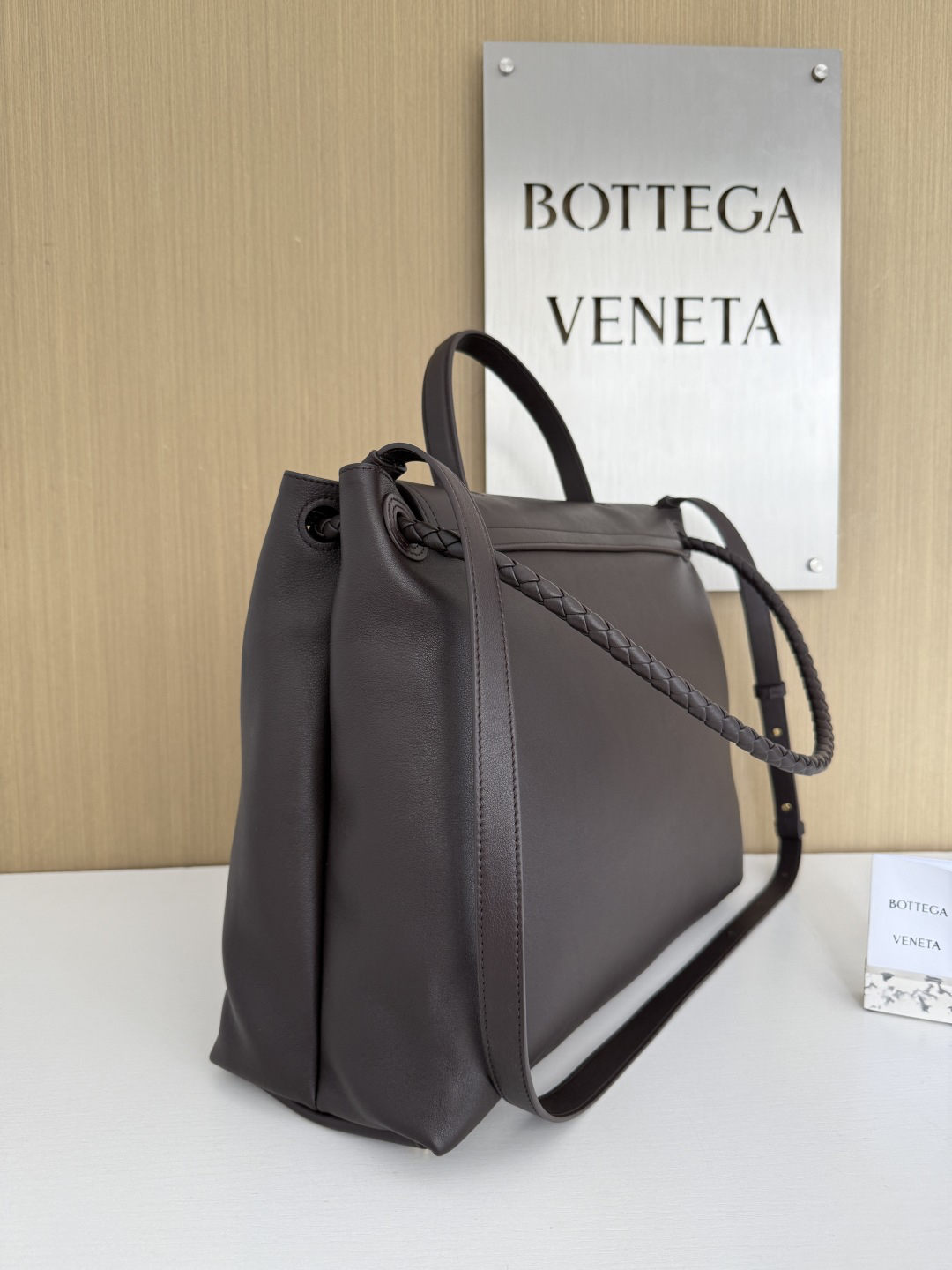 ボッテガ・ヴェネタ「Bottega Veneta」Ciao Ciao ラージ ショルダーバッグ