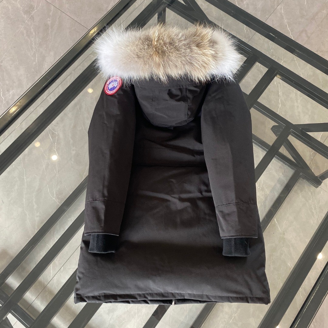 カナダグース「Canada Goose」パーカーダウンコート