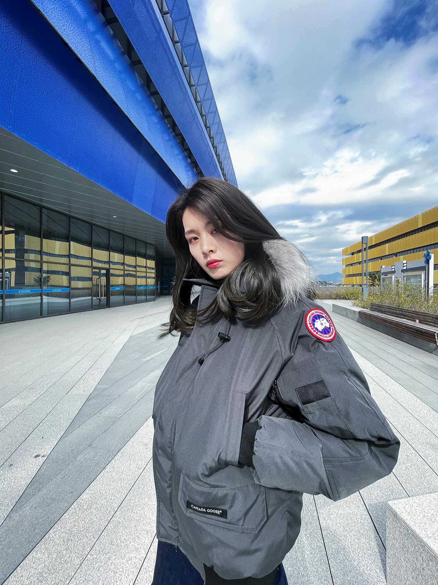 カナダグース「Canada Goose」フライトジャケット ダウンコート