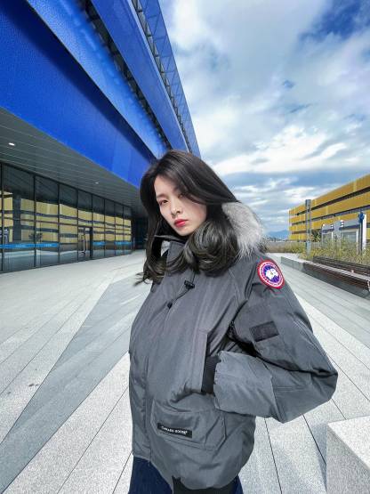 カナダグース「Canada Goose」フライトジャケット ダウンコート