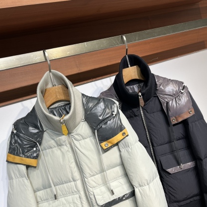 エルメス「Hermès」 2025秋冬 ダウンジャケット