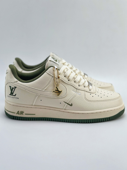 「コラボモデル」Louis Vuitton x Nike Air Force 1 Low スニーカー