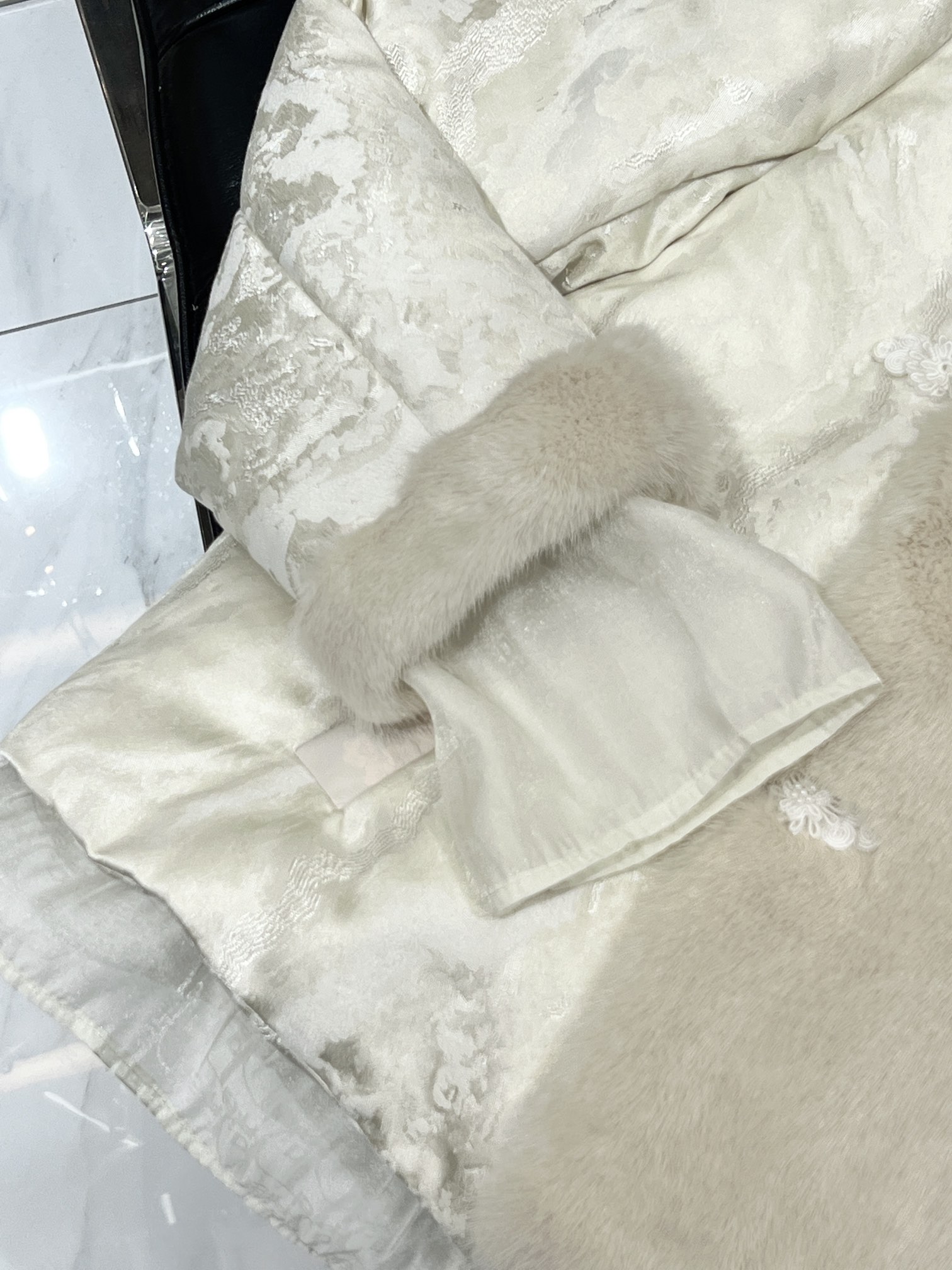 エルメス「Hermès」2025秋冬 ミンクファー ダウンコート