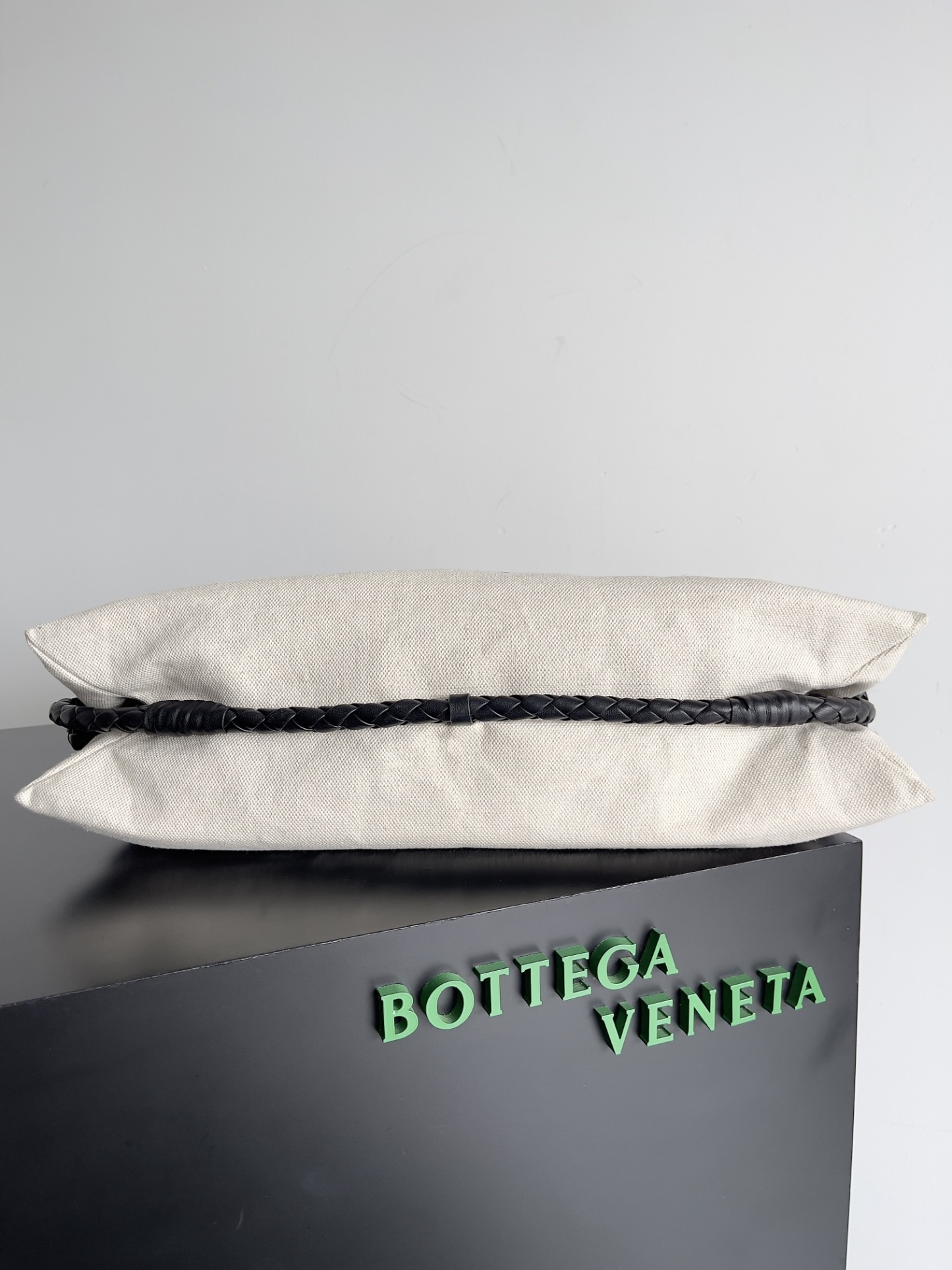 ボッテガ・ヴェネタ「Bottega Veneta」ロープノット キャンバストートバッグ