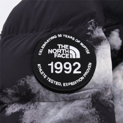 ザ・ノースフェイス「The North Face」1992 バッジ＆クラウドプリント ダウンジャケット