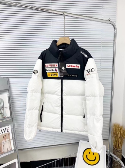 ザ・ノースフェイス「The North Face」スタンドカラー ダウンブラケット