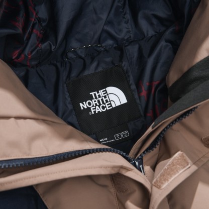 ザ・ノースフェイス「The North Face」UE ブラックレーベル プリント ダウンパーカー