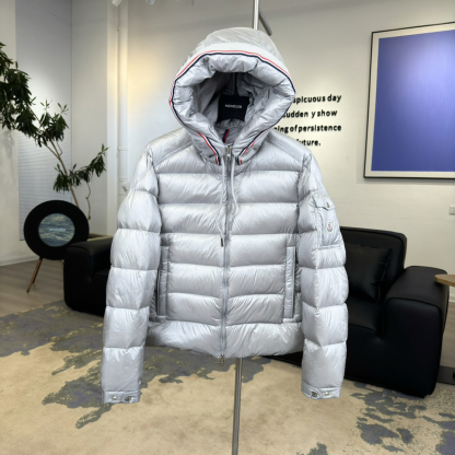 モンクレール「Moncler」フード付きカラーブロック ダウンジャケット
