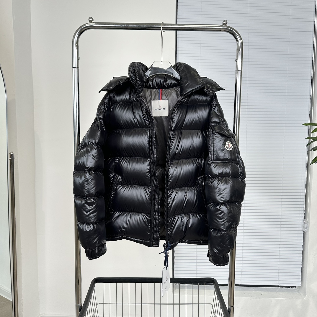 モンクレール「Moncler」マヤ ダウンジャケット メンズ＆レディース