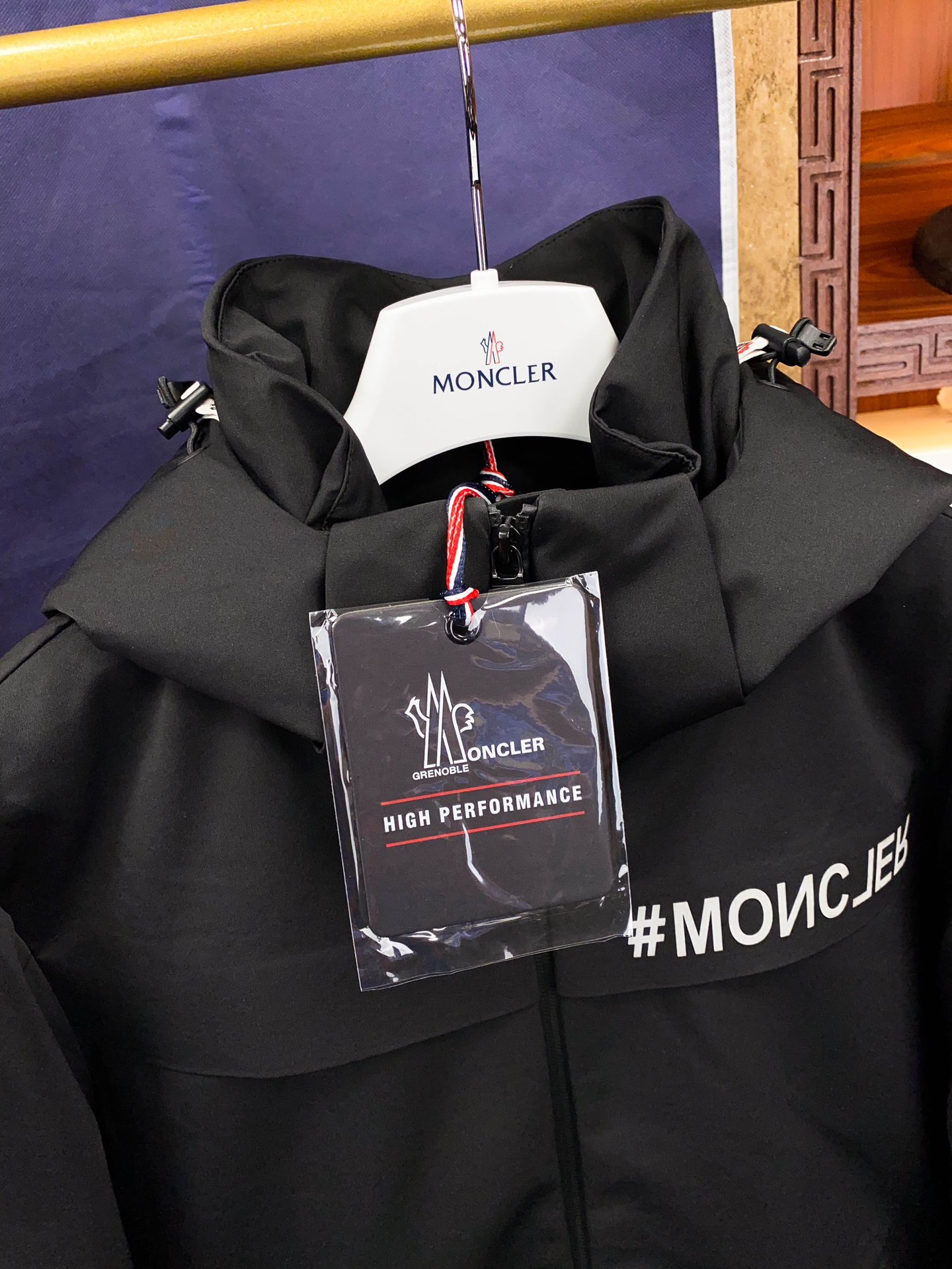 モンクレール「Moncler」Grenoble 2025 新作 メンズスキーダウンブルゾン