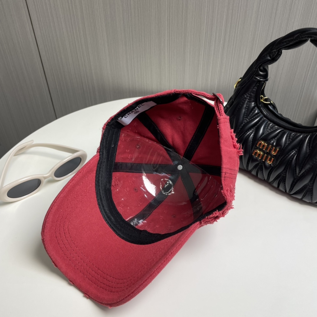 シャネル「Chanel」25S 新作 ロゴクラシックキャップ