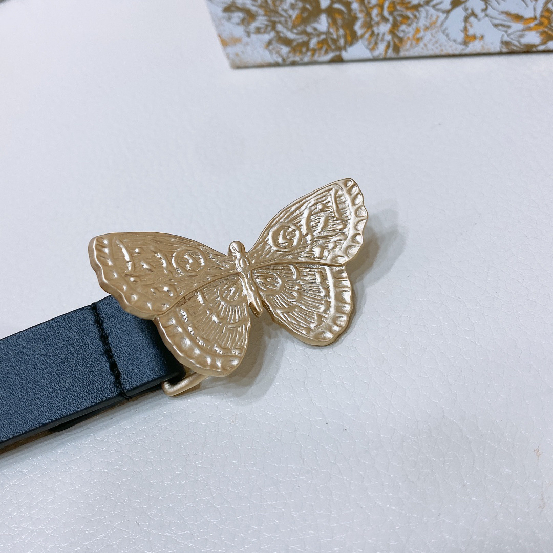 ディオール「Dior」Métamorphose スムースレザー バタフライバックル ベルト100CM