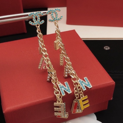 シャネル「Chanel」 マルチカラー フリンジ ピアス