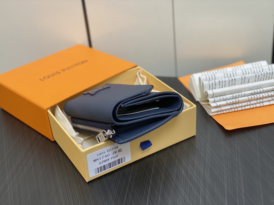 ルイ・ヴィトン「Louis Vuitton」ポルトフォイユ･パイロット