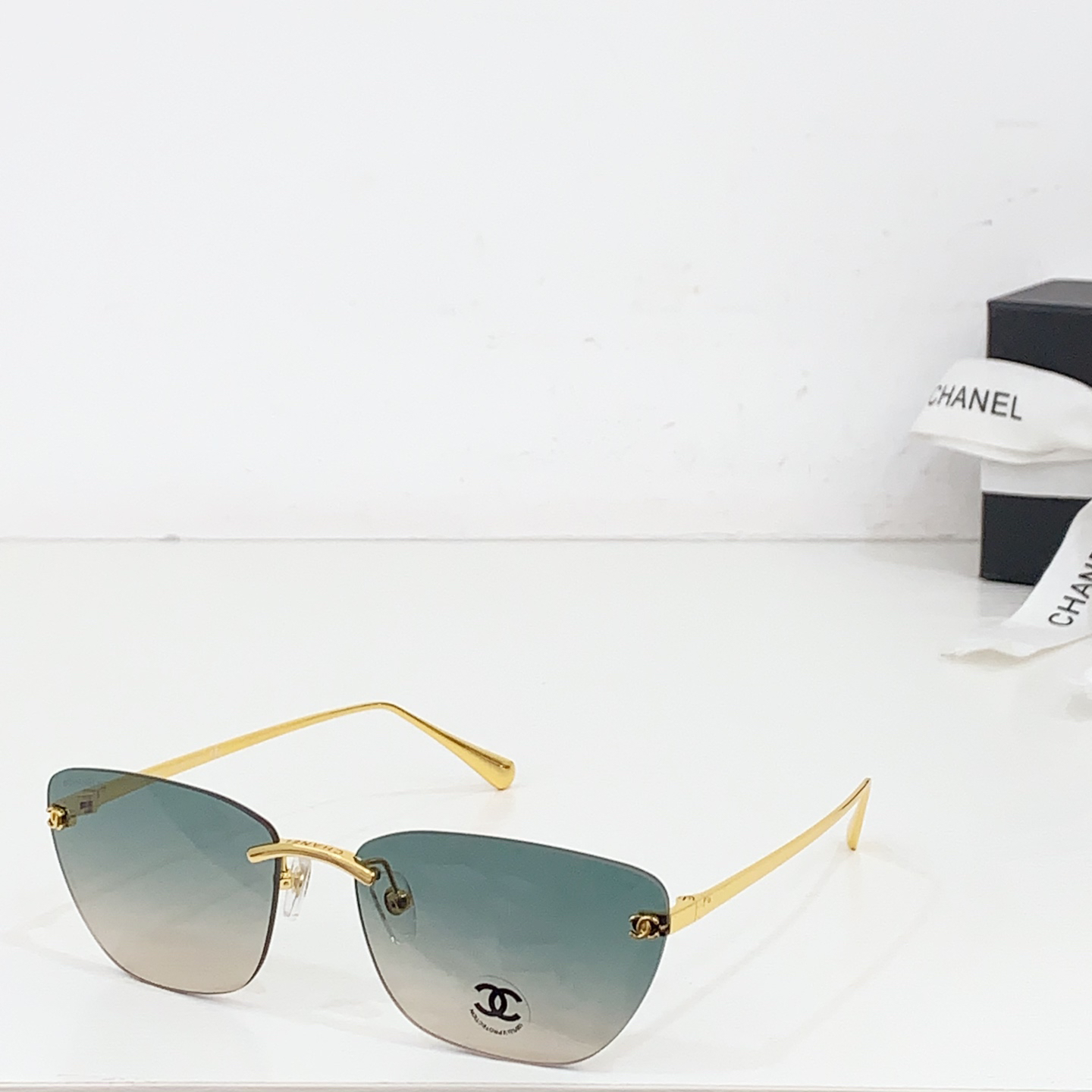 シャネル「Chanel」2025 クチュール サングラス