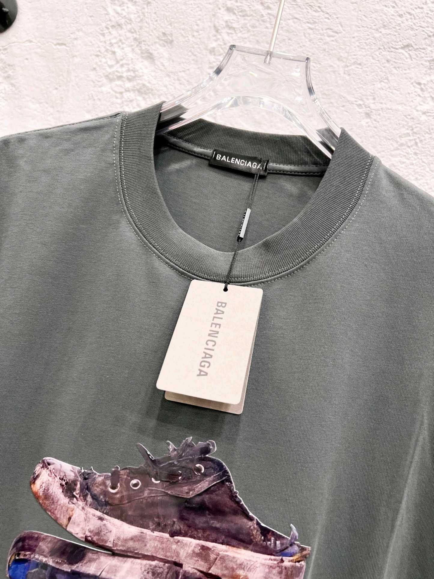 バレンシアガ「Balenciaga」ハイネックプレミアムコットン半袖Tシャツ