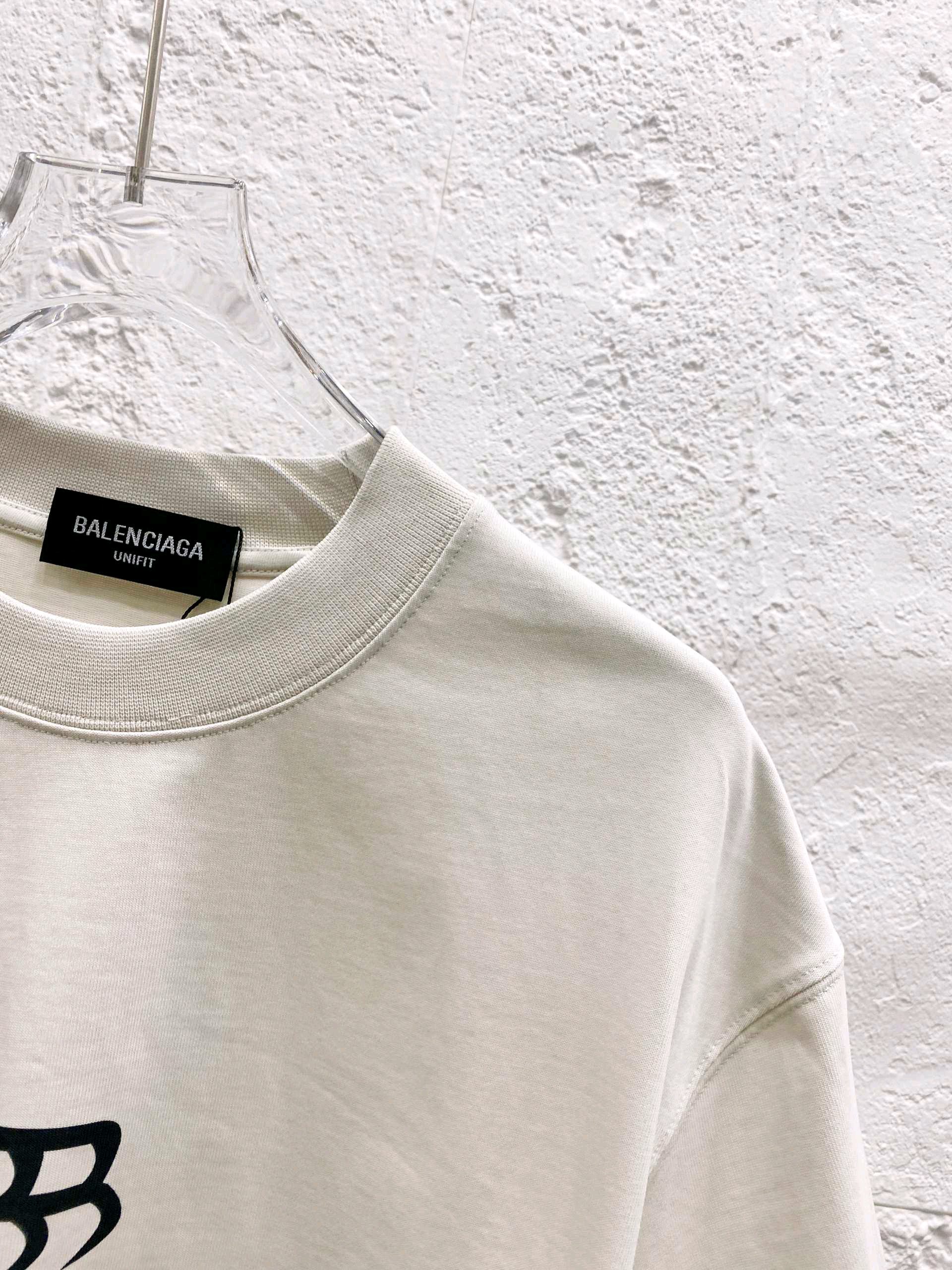 バレンシアガ「Balenciaga」ハイネックプレミアムコットン半袖Tシャツ